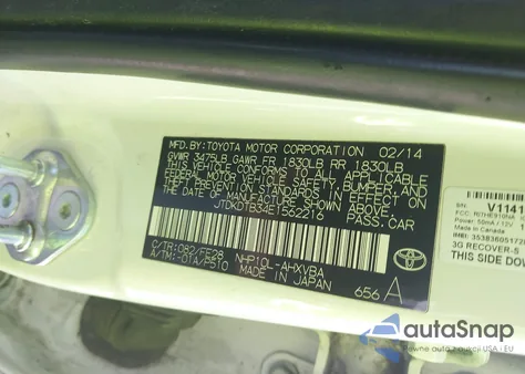 2014 Toyota Prius C One из США, поврежденный, VIN JTDKDTB34E1562216